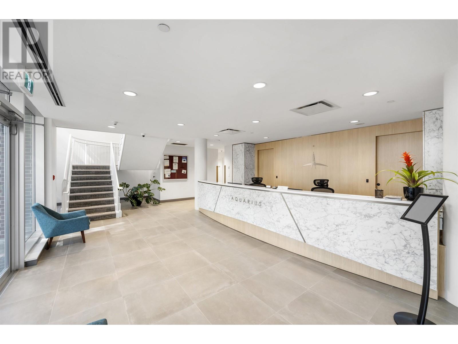 Listing Picture 22 of 23 : 1908 198 AQUARIUS MEWS, Vancouver / 溫哥華 - 魯藝地產 Yvonne Lu Group - MLS Medallion Club Member