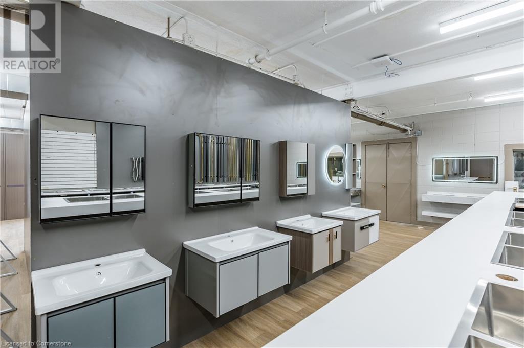 18 Linden Street, Hamilton, Ontario  L8L 3H6 - Photo 13 - 40682387