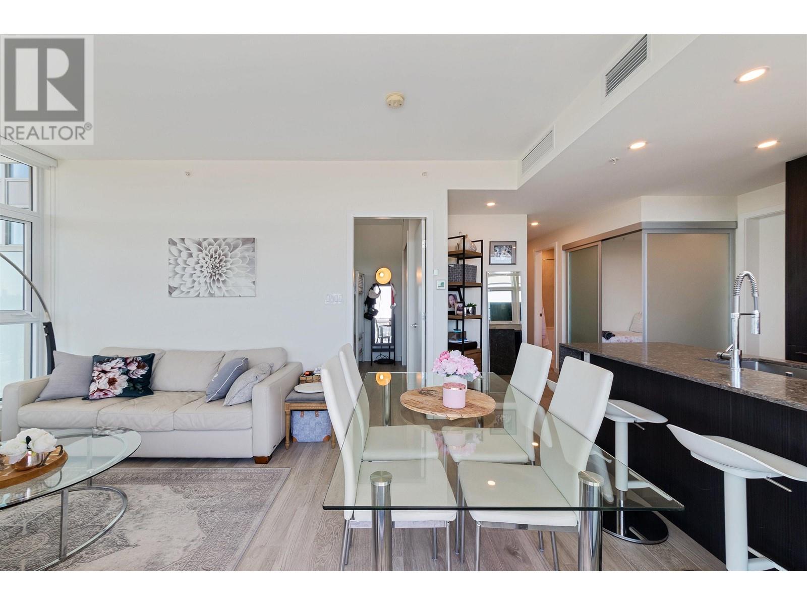 Property at 2106 5333 GORING STREET image 4
