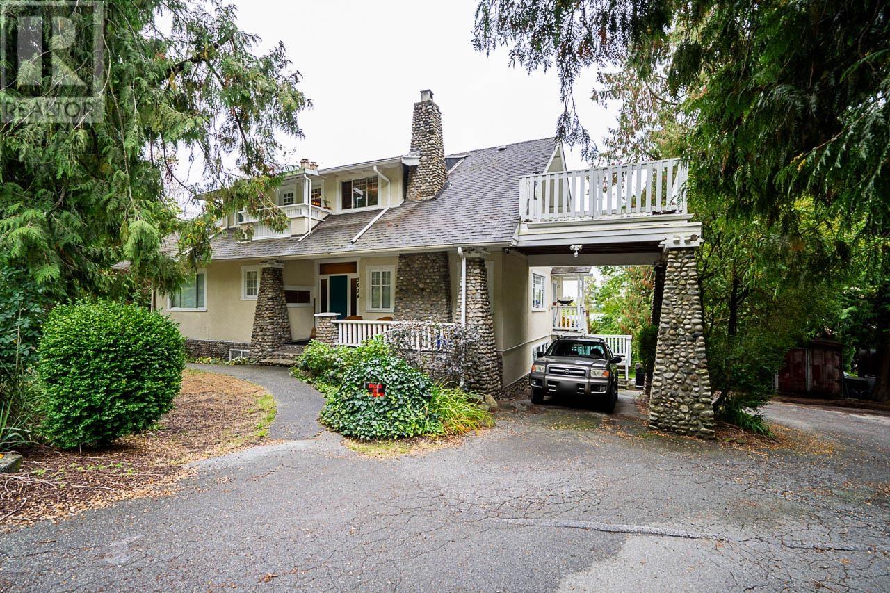 5634 Marine Drive, Burnaby, British Columbia  V5J 3G8 - Photo 1 - R2950357