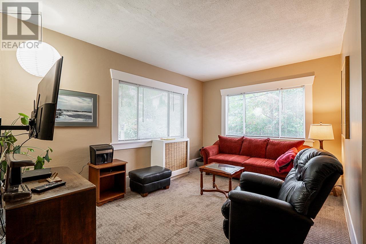 5634 Marine Drive, Burnaby, British Columbia  V5J 3G8 - Photo 14 - R2950357