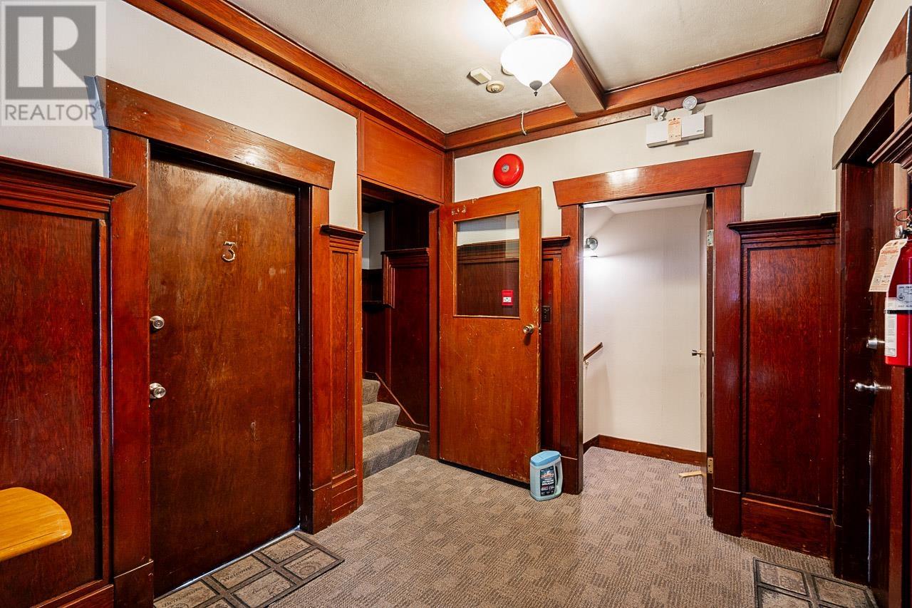 5634 Marine Drive, Burnaby, British Columbia  V5J 3G8 - Photo 3 - R2950357