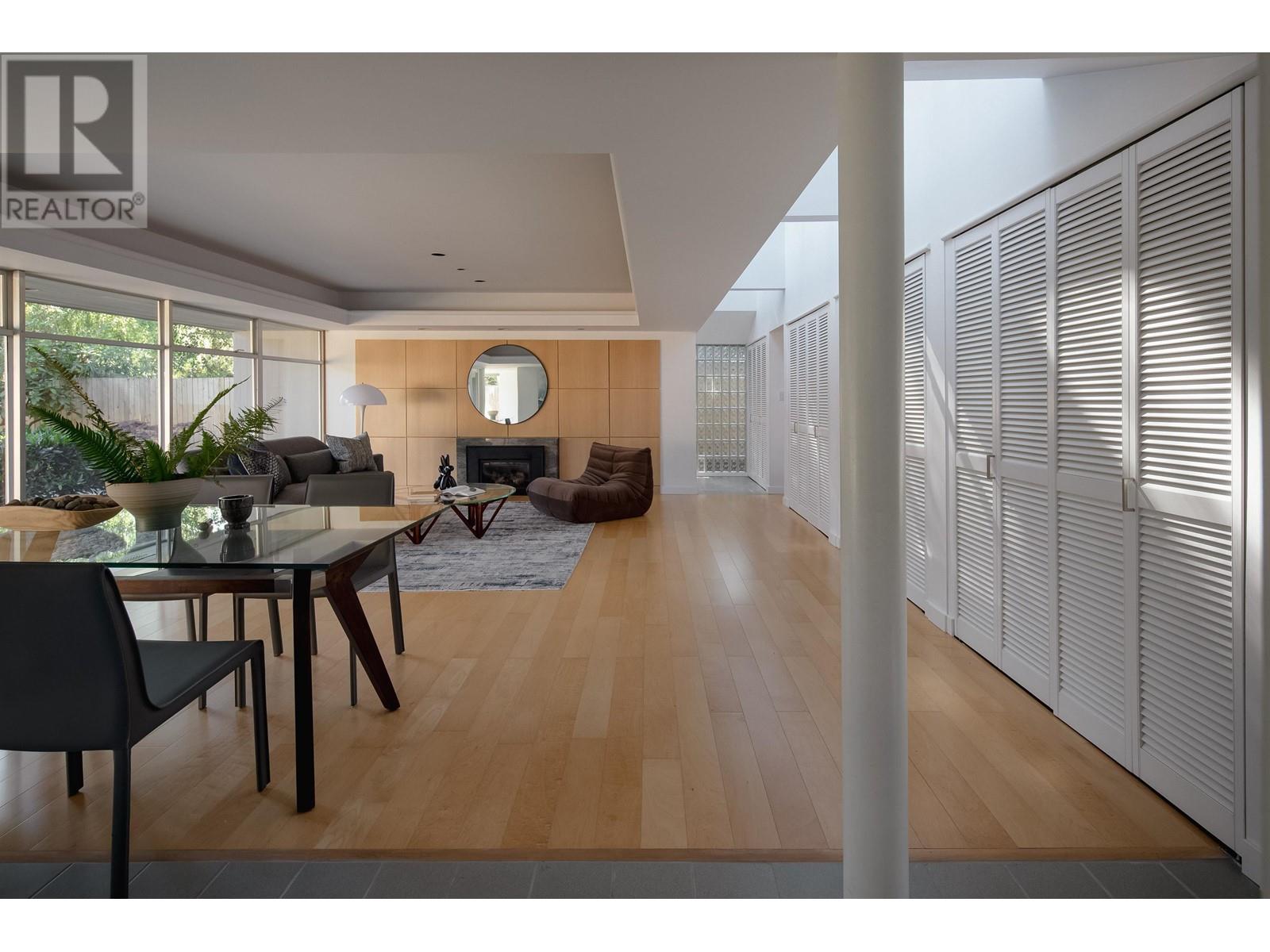 Listing Picture 13 of 40 : 3651 W 48TH STREET, Vancouver / 溫哥華 - 魯藝地產 Yvonne Lu Group - MLS Medallion Club Member