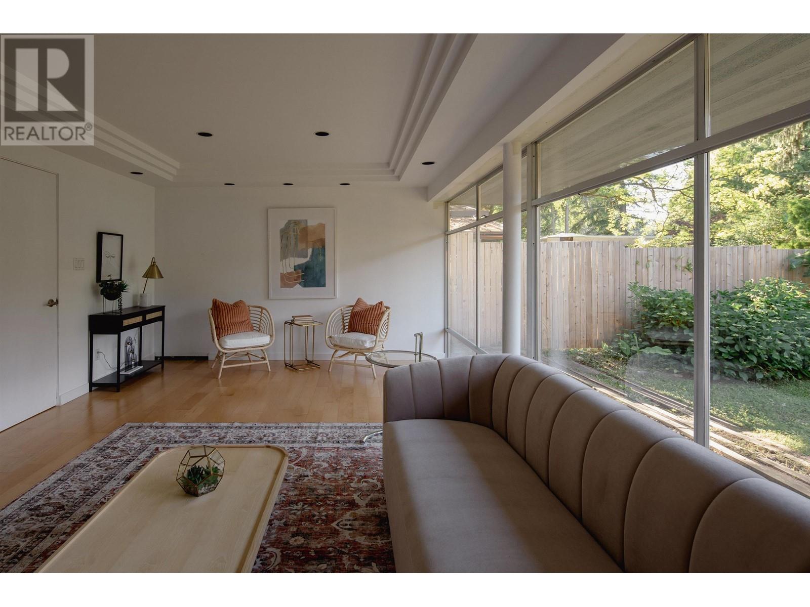 Listing Picture 23 of 40 : 3651 W 48TH STREET, Vancouver / 溫哥華 - 魯藝地產 Yvonne Lu Group - MLS Medallion Club Member