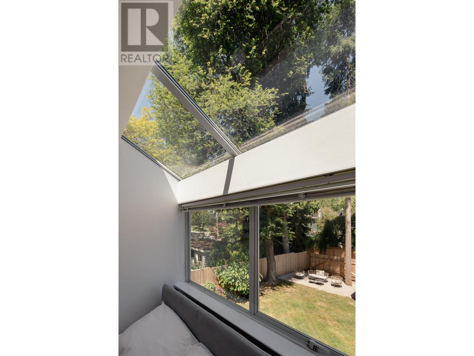 Listing Picture 30 of 40 : 3651 W 48TH STREET, Vancouver / 溫哥華 - 魯藝地產 Yvonne Lu Group - MLS Medallion Club Member