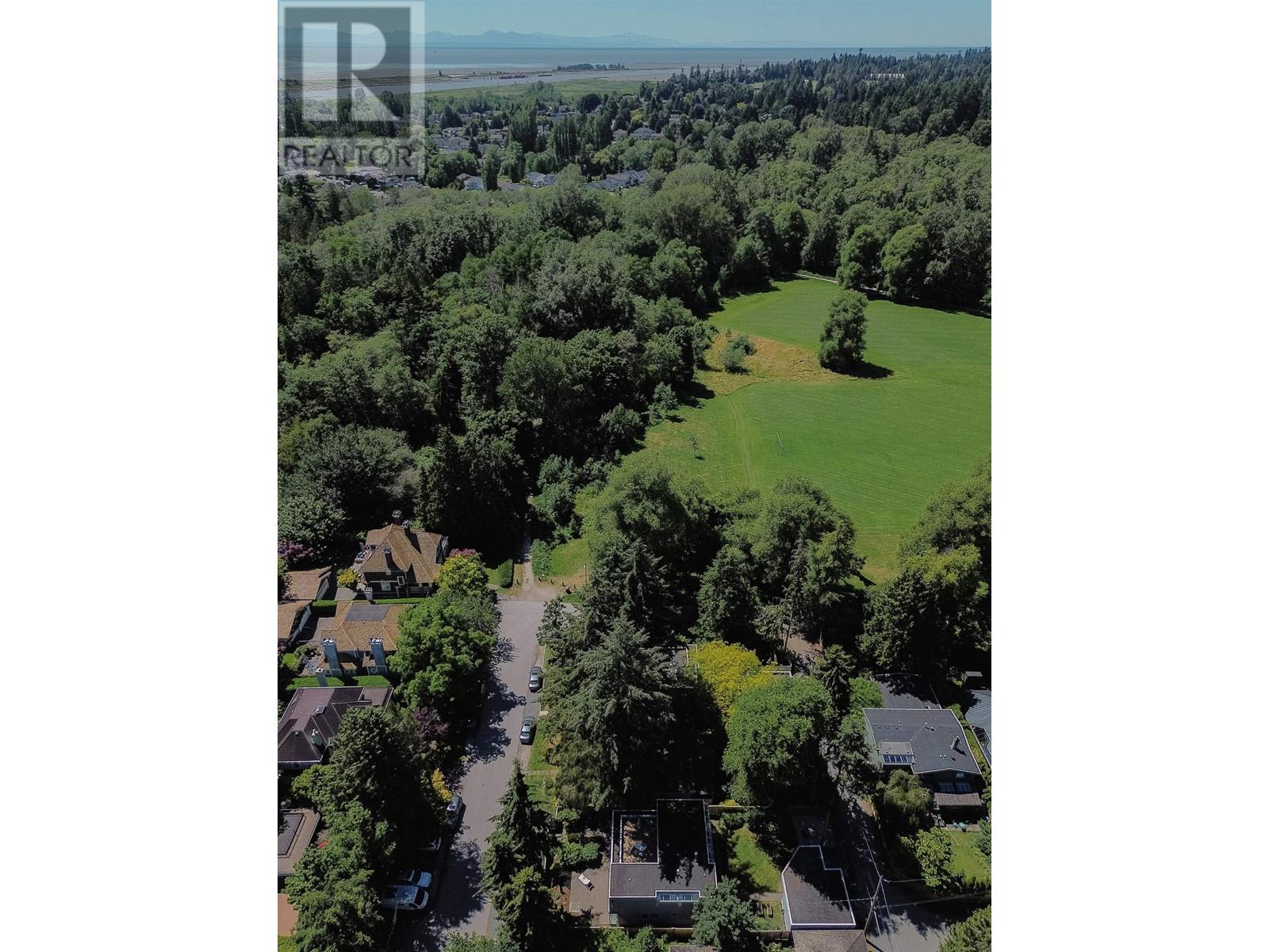 Listing Picture 40 of 40 : 3651 W 48TH STREET, Vancouver / 溫哥華 - 魯藝地產 Yvonne Lu Group - MLS Medallion Club Member