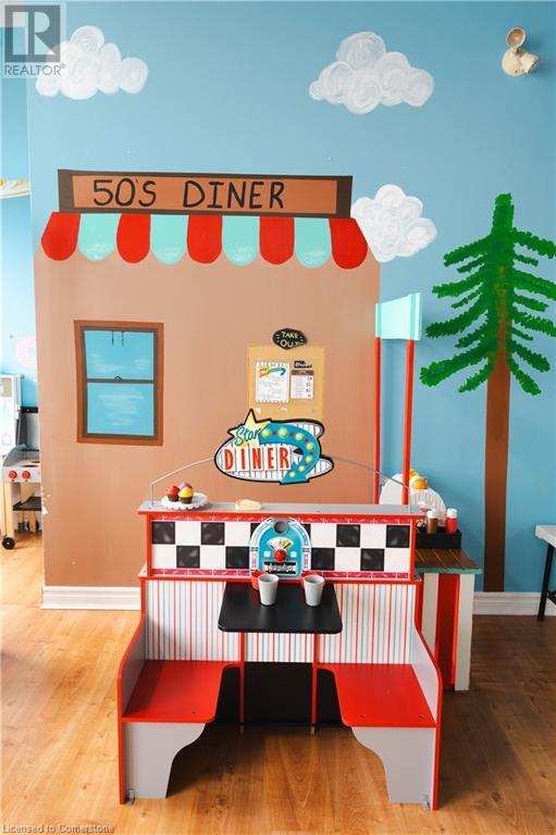 66 Arrow Road Unit# D, Guelph, Ontario  N1K 1T4 - Photo 3 - 40685086