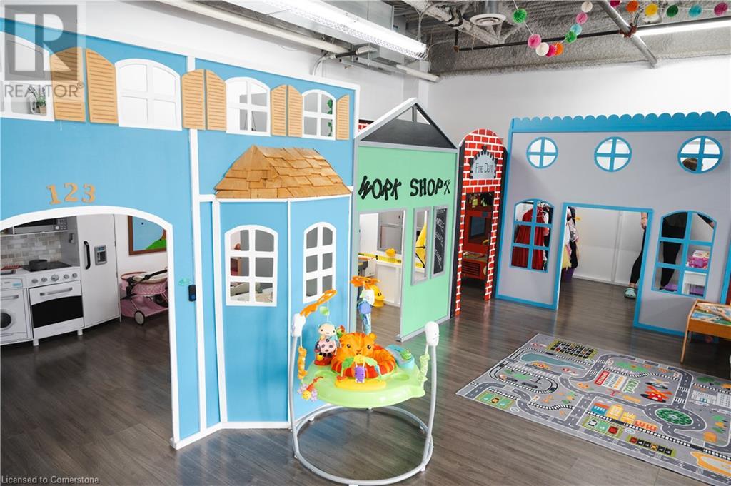 66 ARROW Road Unit# D, Guelph, Ontario