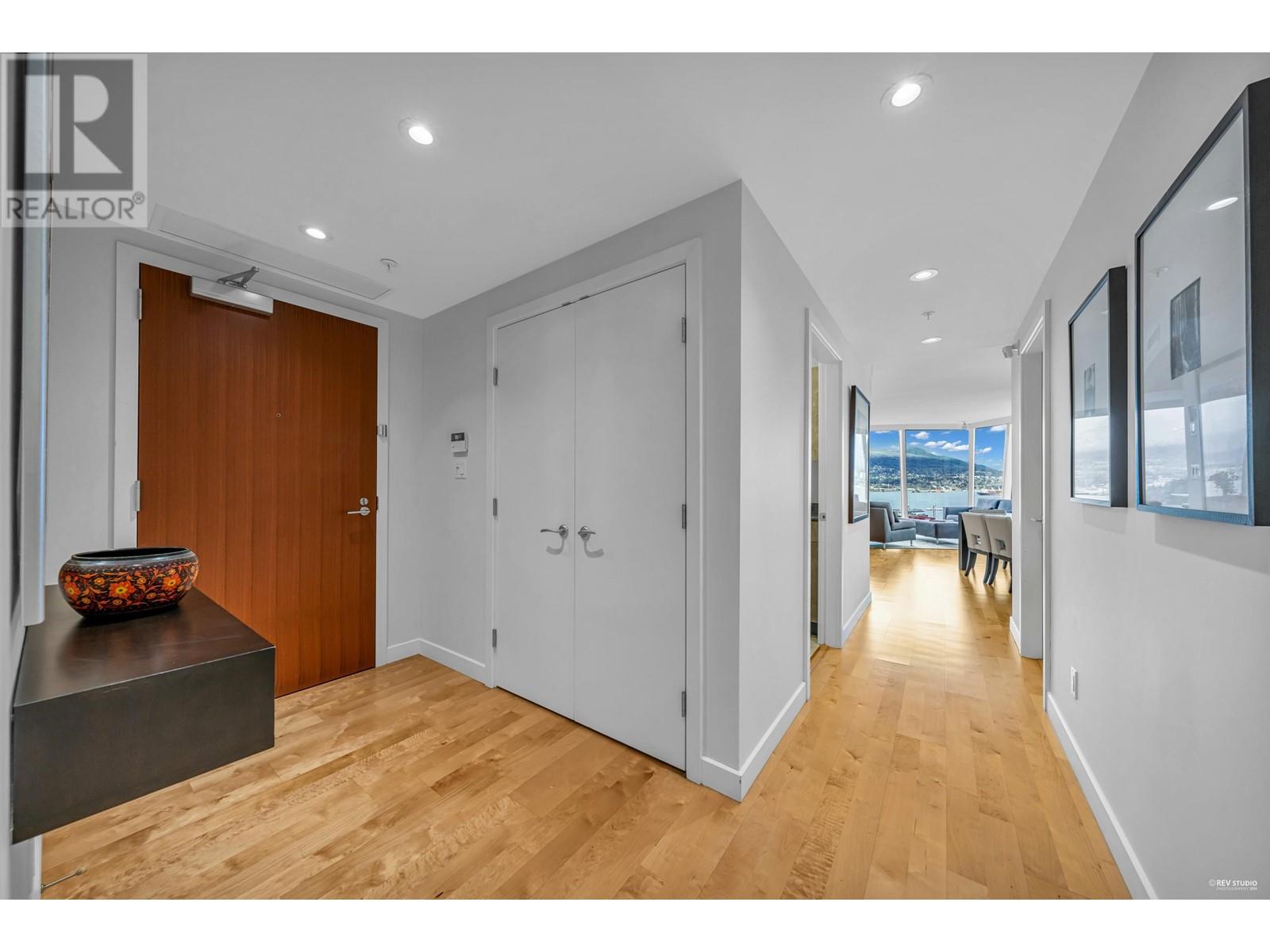 1202 1281 W Cordova Street, Vancouver, British Columbia  V6C 3R5 - Photo 2 - R2946913