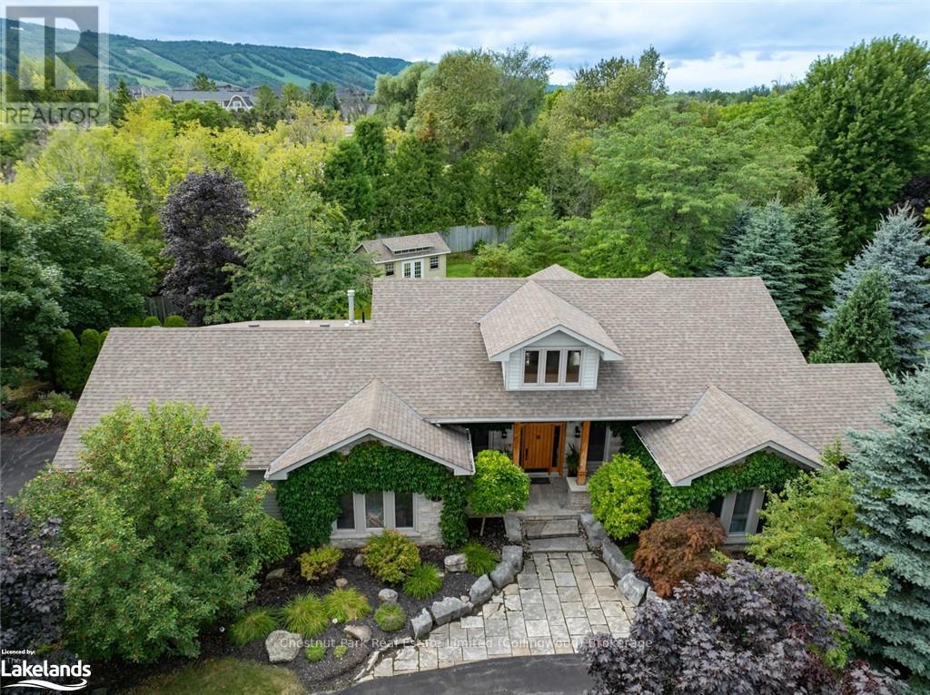 2 Evergreen Road, Collingwood, Ontario  L9Y 5A8 - Photo 1 - S10437504