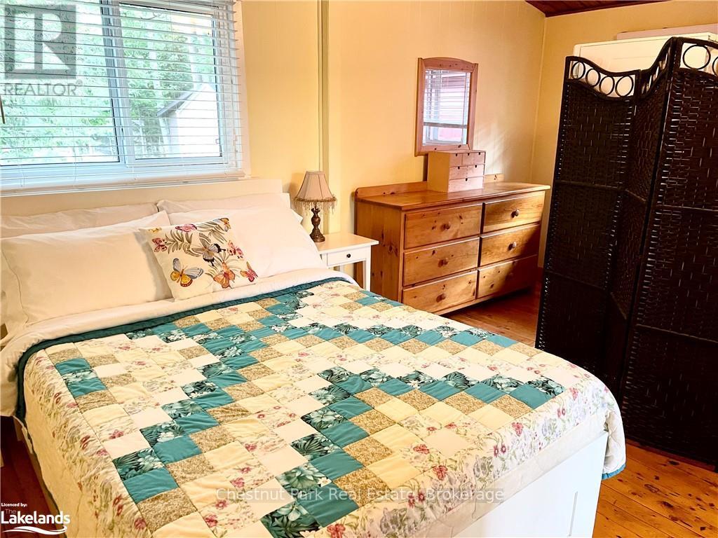 72 59th Street S, Wasaga Beach, Ontario  L9Z 1V8 - Photo 4 - S10437976