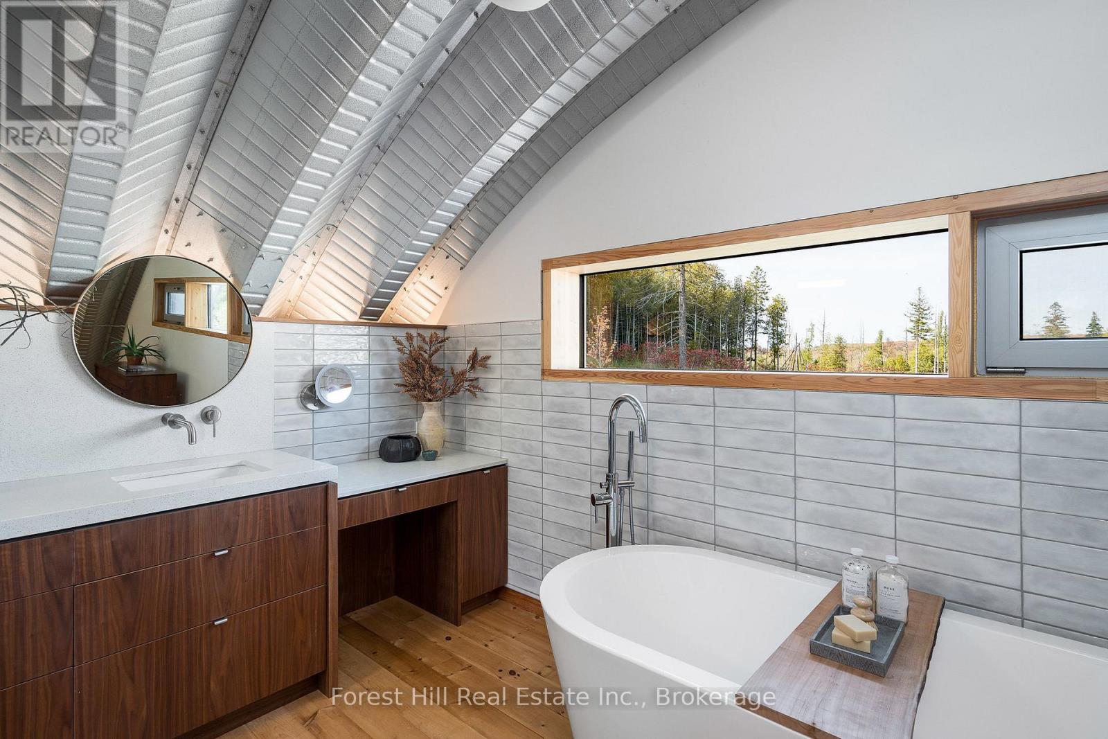 429697 8th Concession B Road, Grey Highlands, Ontario  N0C 1M0 - Photo 21 - X10435569