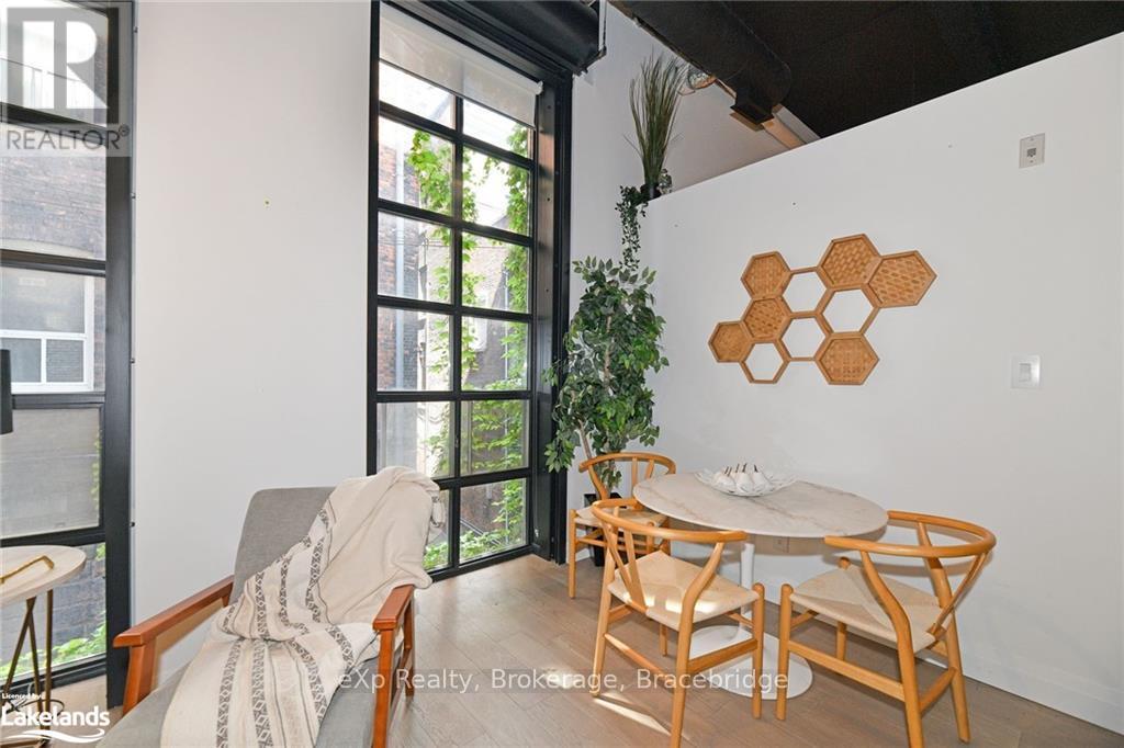 204 - 11 Rebecca Street, Hamilton, Ontario  L8R 3H7 - Photo 12 - X10438227