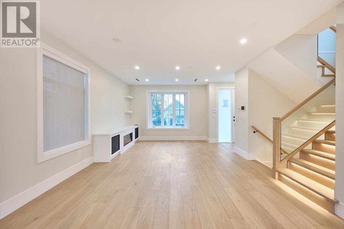 Listing Picture 8 of 28 : 4115 ELGIN STREET, Vancouver / 溫哥華 - 魯藝地產 Yvonne Lu Group - MLS Medallion Club Member