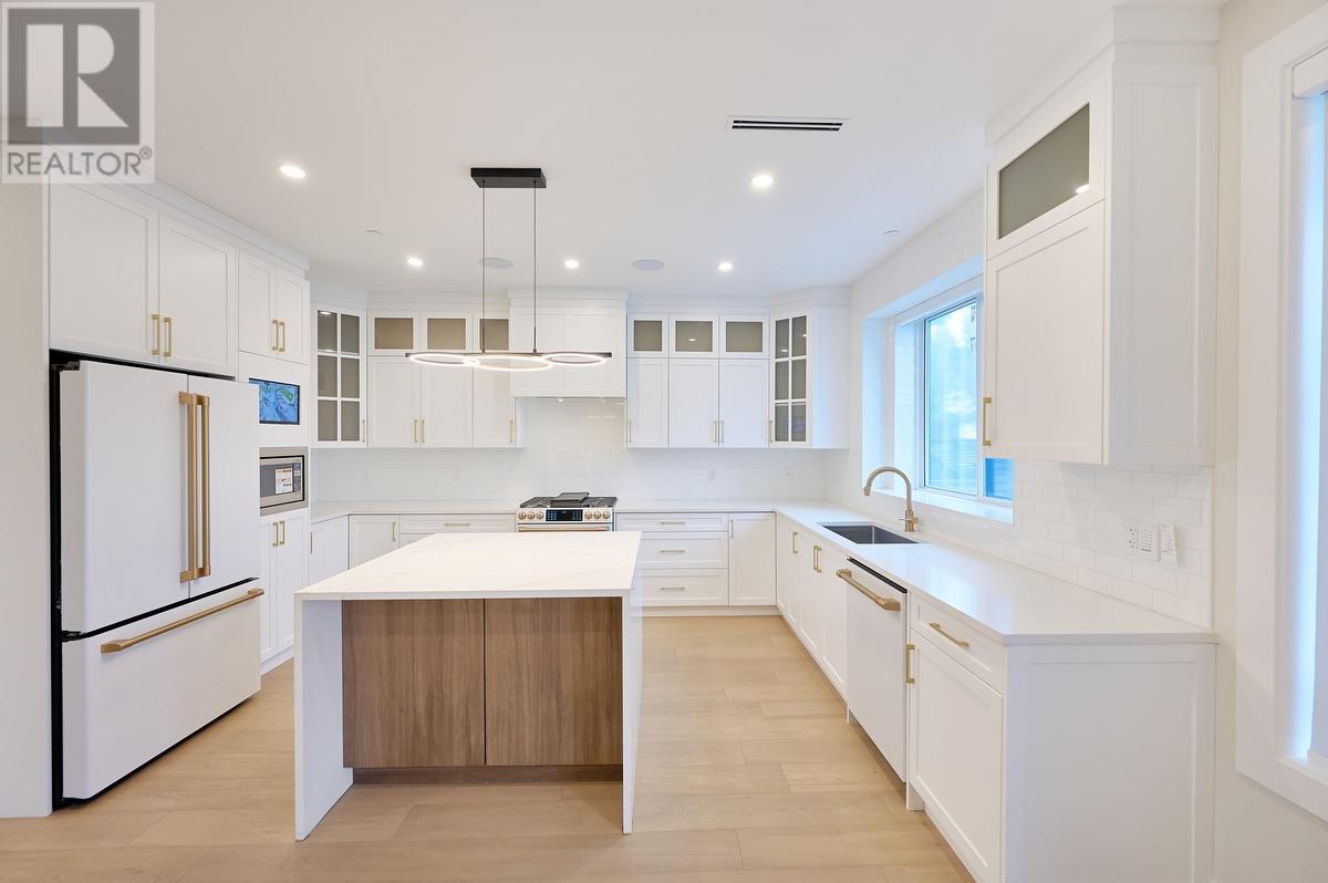 Listing Picture 7 of 28 : 4115 ELGIN STREET, Vancouver / 溫哥華 - 魯藝地產 Yvonne Lu Group - MLS Medallion Club Member