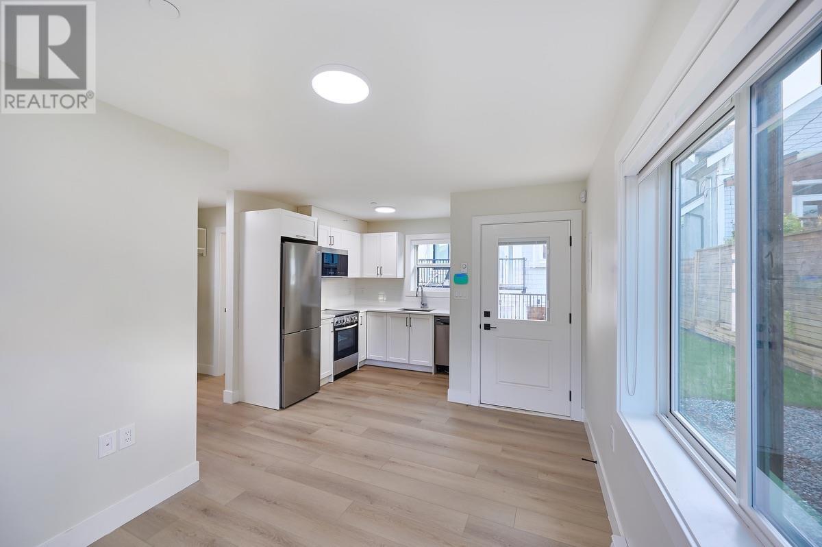 Listing Picture 26 of 28 : 4115 ELGIN STREET, Vancouver / 溫哥華 - 魯藝地產 Yvonne Lu Group - MLS Medallion Club Member