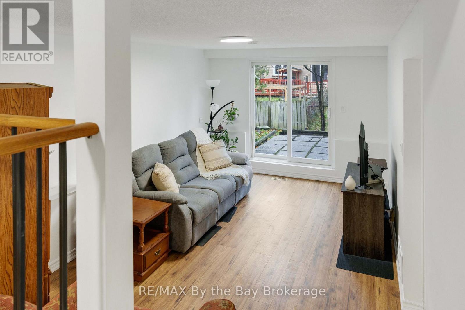 12 Hudson Crescent, Bradford West Gwillimbury, Ontario  L3Z 2J2 - Photo 13 - N11890991