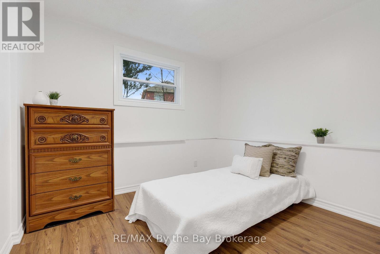 12 Hudson Crescent, Bradford West Gwillimbury, Ontario  L3Z 2J2 - Photo 15 - N11890991