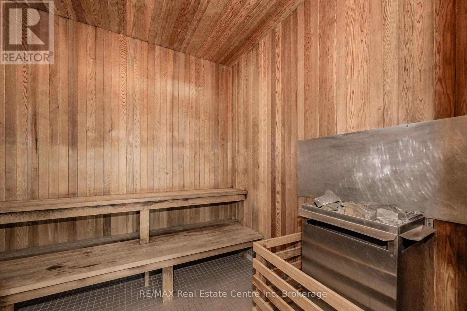 1510 - 3504 Hurontario Street, Mississauga, Ontario  L5B 0B9 - Photo 33 - W11890775