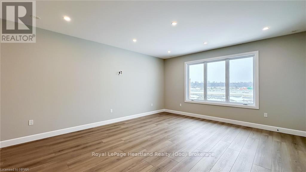 139 Severn Drive, Goderich, Ontario  N7A 0C7 - Photo 11 - X10779977