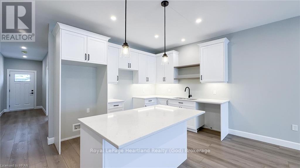 139 Severn Drive, Goderich, Ontario  N7A 0C7 - Photo 4 - X10779977