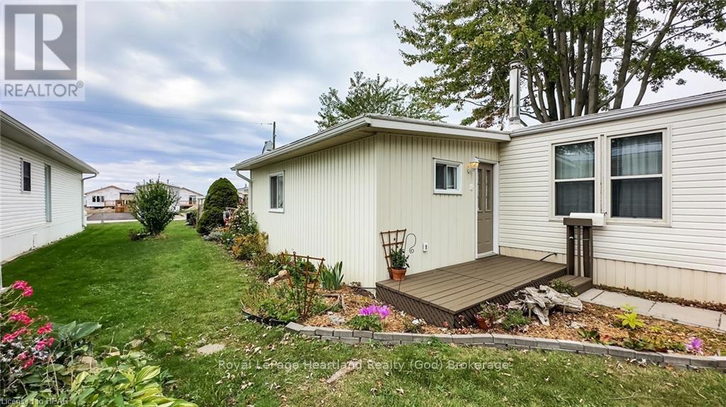 39 Cranberry Drive, Ashfield-Colborne-Wawanosh, Ontario  N7A 3Y3 - Photo 31 - X10780158