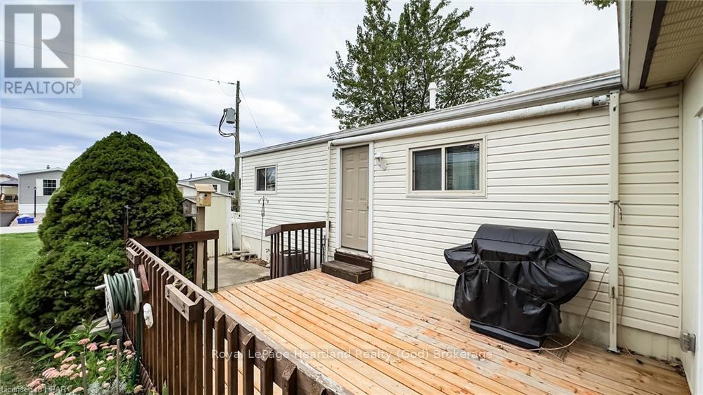 39 Cranberry Drive, Ashfield-Colborne-Wawanosh, Ontario  N7A 3Y3 - Photo 34 - X10780158