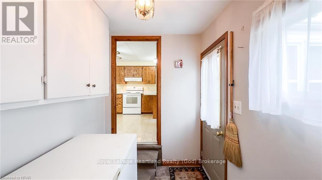 39 Cranberry Drive, Ashfield-Colborne-Wawanosh, Ontario  N7A 3Y3 - Photo 5 - X10780158