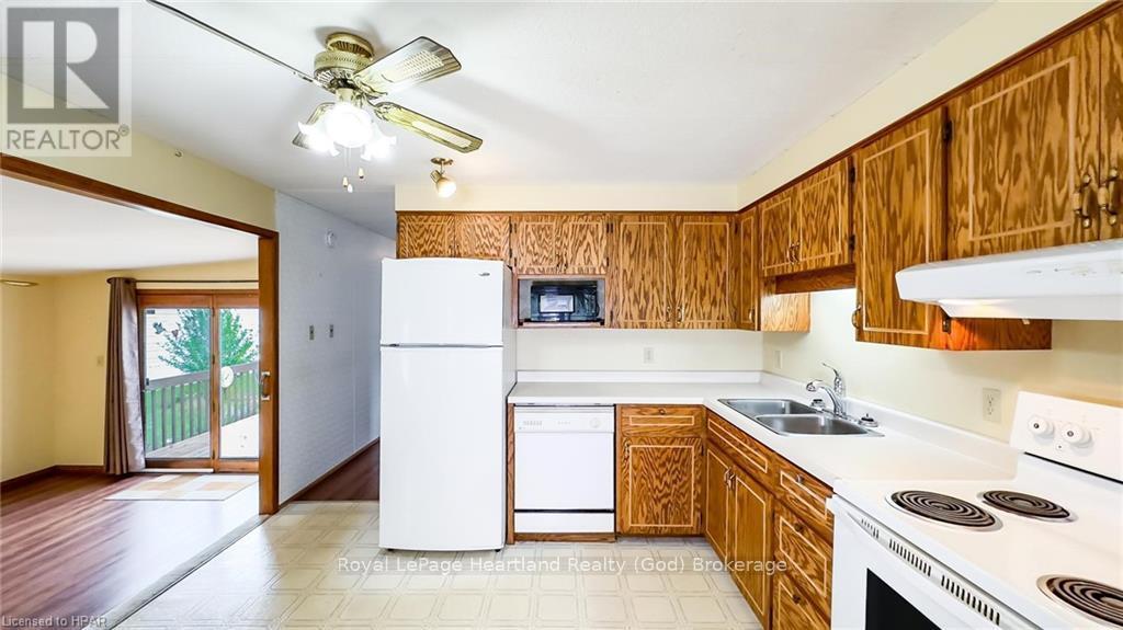 39 Cranberry Drive, Ashfield-Colborne-Wawanosh, Ontario  N7A 3Y3 - Photo 7 - X10780158