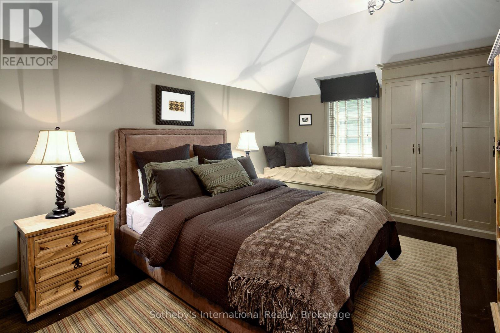 114 Hemlock Court, Blue Mountains (Blue Mountain Resort Area), Ontario  L9Y 0T3 - Photo 29 - X11890695