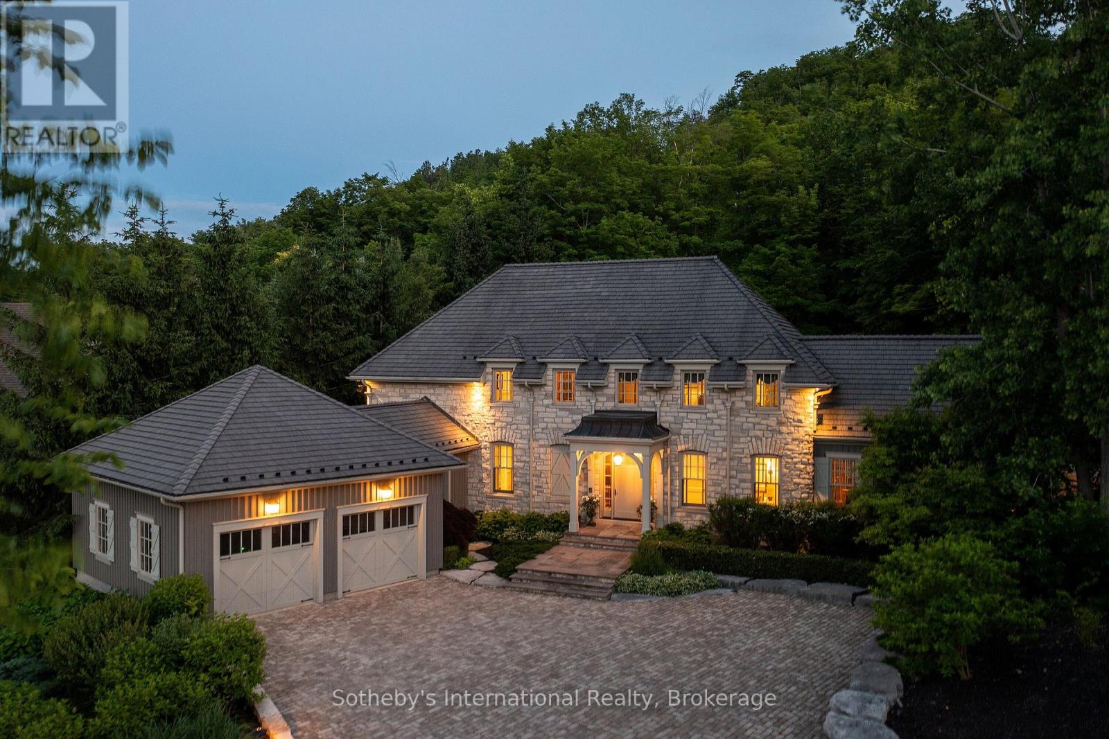 114 Hemlock Court, Blue Mountains (Blue Mountain Resort Area), Ontario  L9Y 0T3 - Photo 3 - X11890695