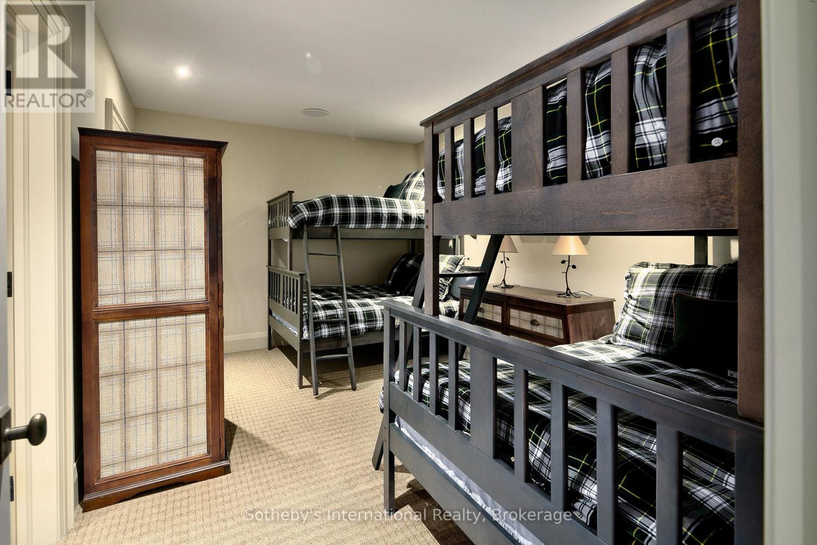114 Hemlock Court, Blue Mountains (Blue Mountain Resort Area), Ontario  L9Y 0T3 - Photo 32 - X11890695