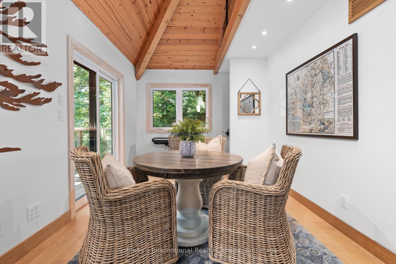 1042 Truscott Place, Lake Of Bays, Ontario  P0B 1A0 - Photo 12 - X11891054