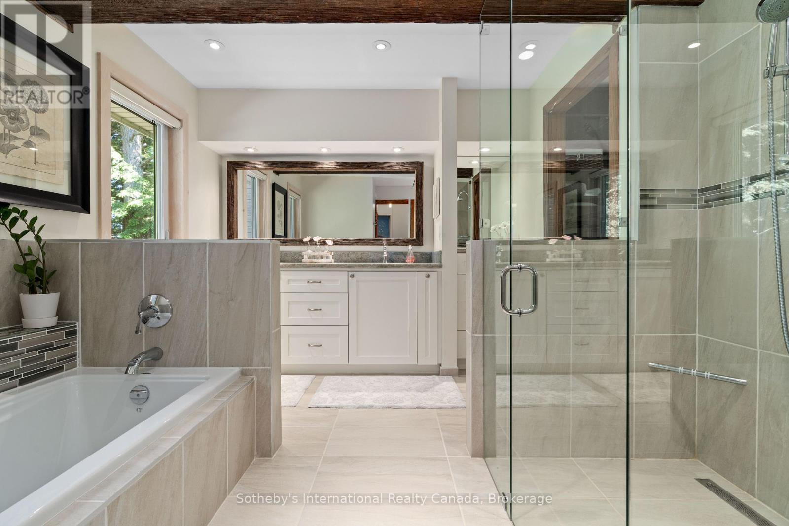 1042 Truscott Place, Lake Of Bays, Ontario  P0B 1A0 - Photo 23 - X11891054