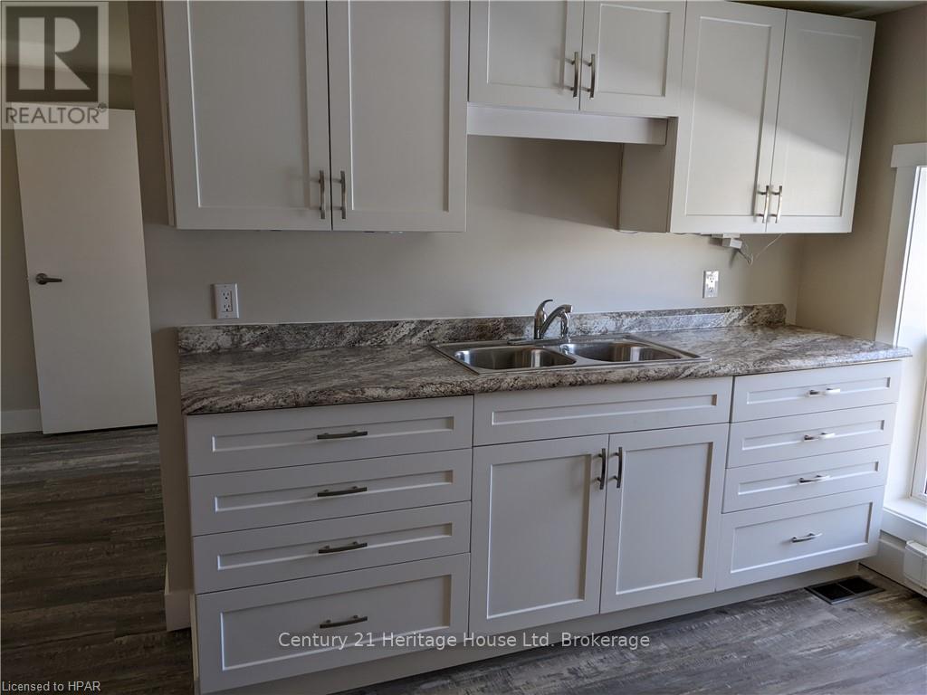 50 Goderich Street E, Huron East, Ontario  N0K 1W0 - Photo 12 - X10780323