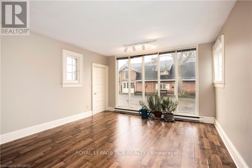 249 10th Street W, Owen Sound, Ontario  N4K 3R2 - Photo 11 - X10845620