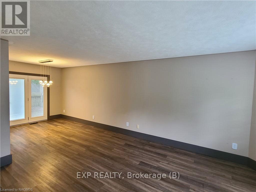 525 19th Street W, Owen Sound, Ontario  N4K 6X4 - Photo 7 - X10845887