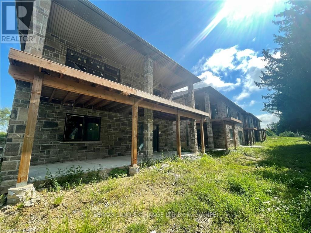 21 Nyah Court, Kincardine, Ontario  N0G 2T0 - Photo 2 - X10845920