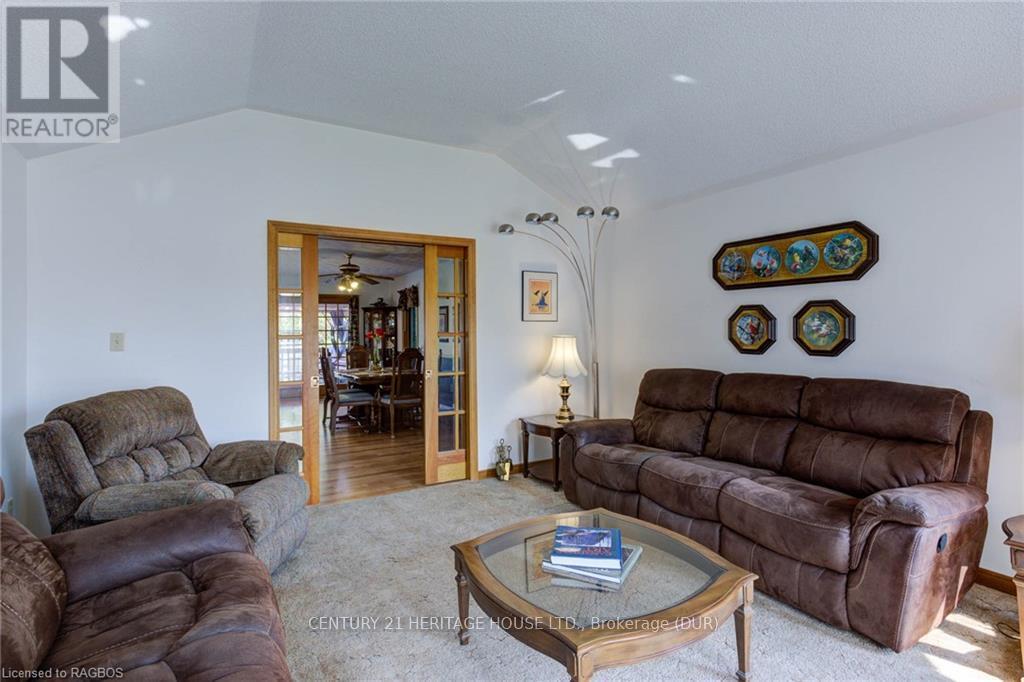 130 Elm Street W, West Grey, Ontario  N0G 1R0 - Photo 10 - X10846329