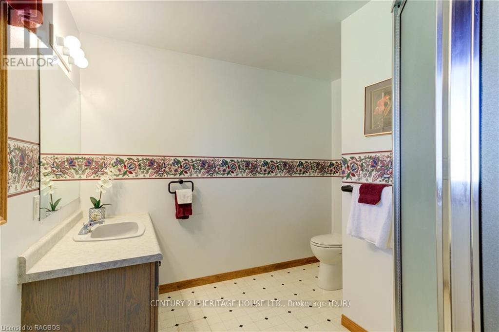 130 Elm Street W, West Grey, Ontario  N0G 1R0 - Photo 24 - X10846329