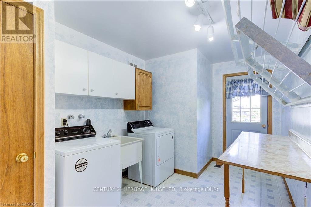 130 Elm Street W, West Grey, Ontario  N0G 1R0 - Photo 28 - X10846329