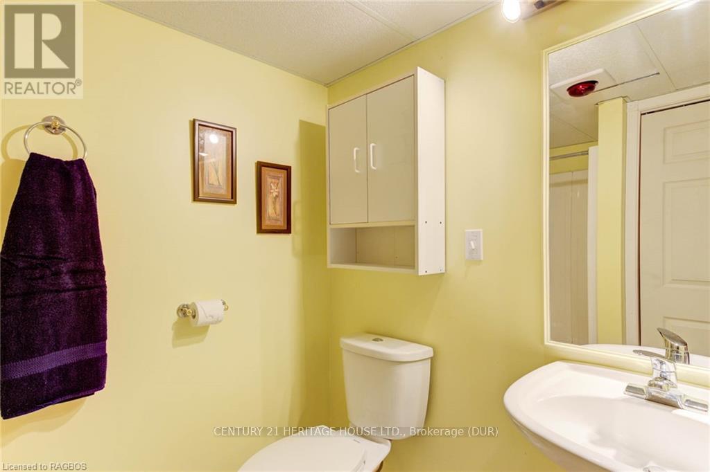 130 Elm Street W, West Grey, Ontario  N0G 1R0 - Photo 37 - X10846329