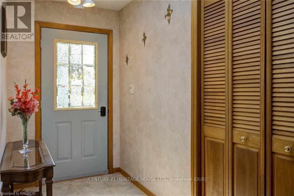 130 Elm Street W, West Grey, Ontario  N0G 1R0 - Photo 6 - X10846329