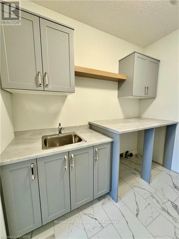 48 John Crescent, Brockton, Ontario  N0G 1J0 - Photo 10 - X10846352