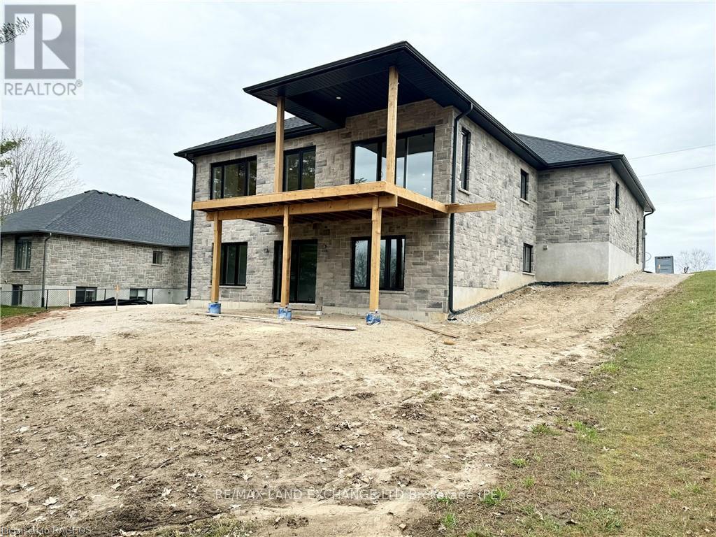 48 John Crescent, Brockton, Ontario  N0G 1J0 - Photo 2 - X10846352