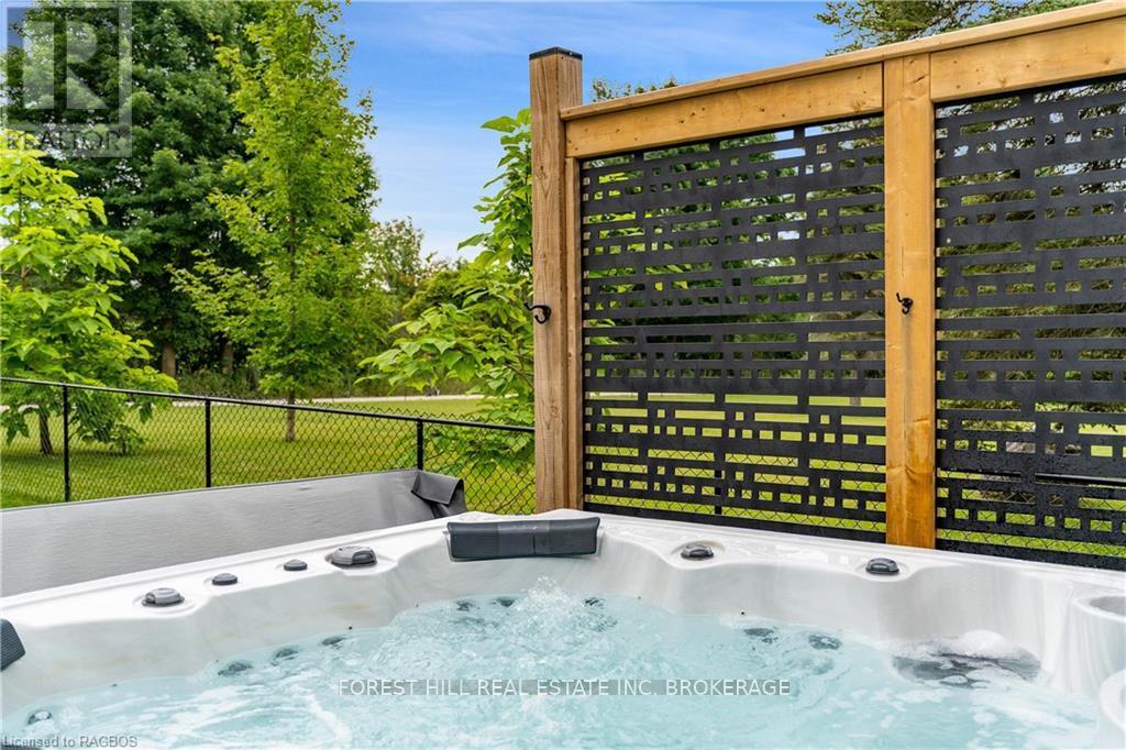 117 Hawthorn Lane, Grey Highlands, Ontario  N0C 1H0 - Photo 13 - X10846428