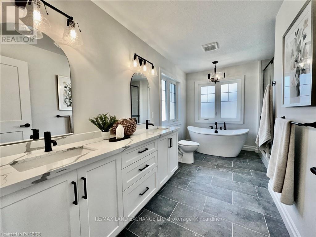 87 Inverness Street N, Kincardine, Ontario  N2Z 1J4 - Photo 37 - X10846733