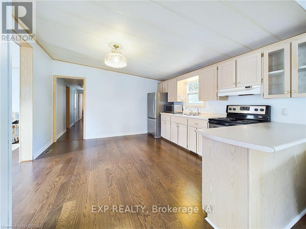 11 - 332 Concession 6, Saugeen Shores, Ontario  N0H 2C7 - Photo 5 - X10846776