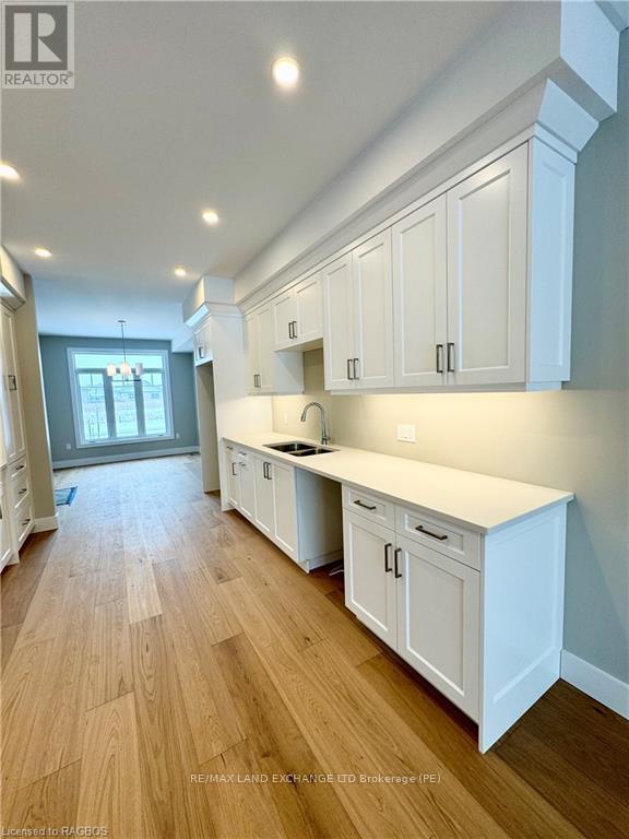 384 Rosner Drive, Saugeen Shores, Ontario  N0H 2C8 - Photo 5 - X10846857