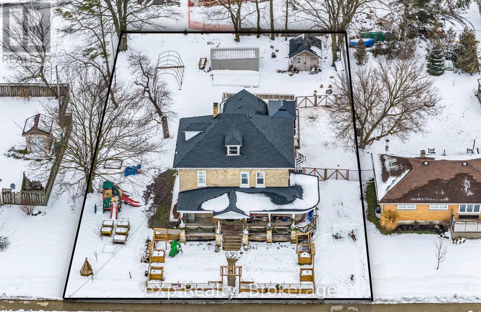 3 Clarke Street S, Minto, Ontario  N0G 1M0 - Photo 2 - X10846505